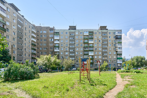 Продам трехкомнатную (3-комн.) квартиру, Сигаева ул, 6, Пермь г