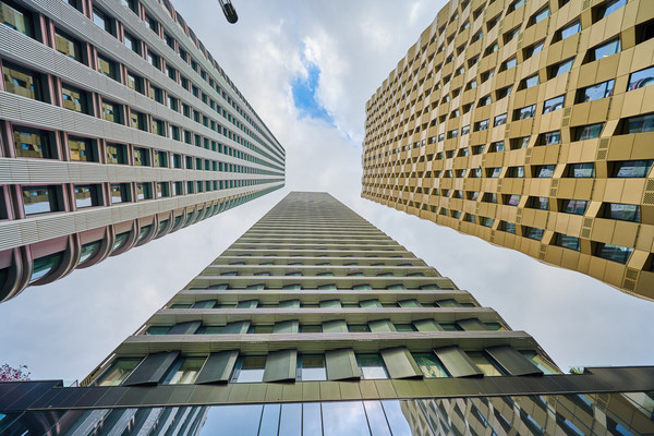 Продам трехкомнатную (3-комн.) квартиру, Дмитровский проезд, 1, Москва г