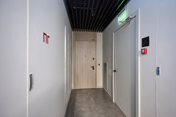 Продам трехкомнатную (3-комн.) квартиру, Дмитровский проезд, 1, Москва г
