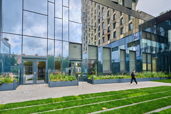 Продам трехкомнатную (3-комн.) квартиру, Дмитровский проезд, 1, Москва г
