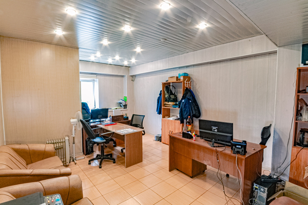 Сдам склад 1 450 м2, Екатерининский пр-кт, 3, Санкт-Петербург г