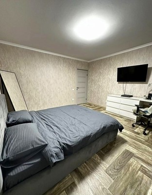 Продам двухкомнатную (2-комн.) квартиру, Московский пр-кт, 28, Калининград г