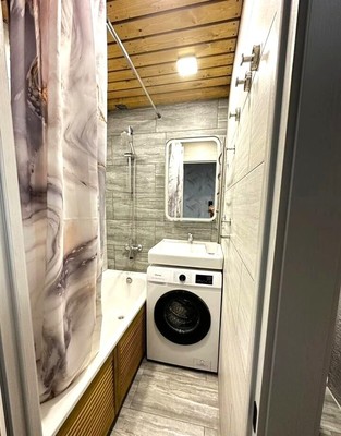 Продам двухкомнатную (2-комн.) квартиру, Московский пр-кт, 28, Калининград г