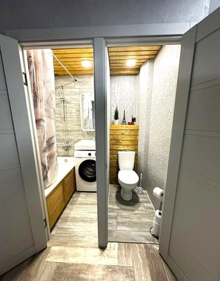Продам двухкомнатную (2-комн.) квартиру, Московский пр-кт, 28, Калининград г