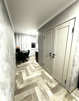 Продам двухкомнатную (2-комн.) квартиру, Московский пр-кт, 28, Калининград г