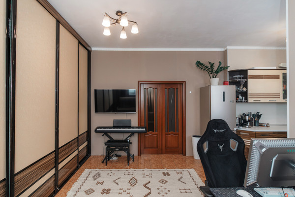 Продам однокомнатную (1-комн.) квартиру, Ямская ул, 16, Ханты-Мансийск г