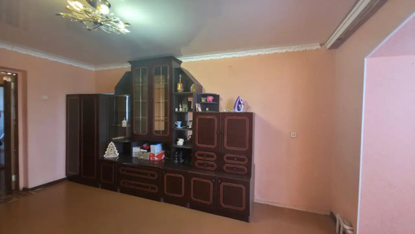 Продам трехкомнатную (3-комн.) квартиру, Калинина ул, 114, Ишим г