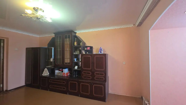 Продам трехкомнатную (3-комн.) квартиру, Калинина ул, 114, Ишим г