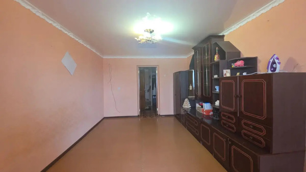 Продам трехкомнатную (3-комн.) квартиру, Калинина ул, 114, Ишим г