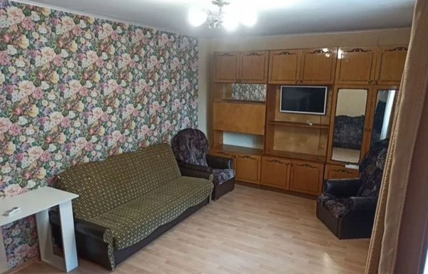 Продам двухкомнатную (2-комн.) квартиру, Строительная ул, 1, Феодосия г