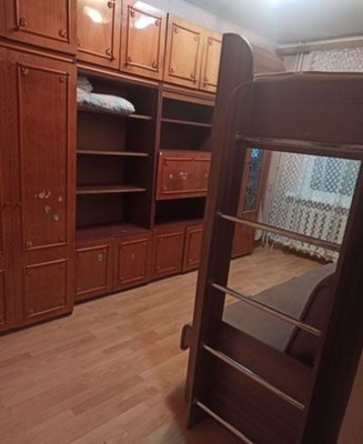Продам двухкомнатную (2-комн.) квартиру, Строительная ул, 1, Феодосия г