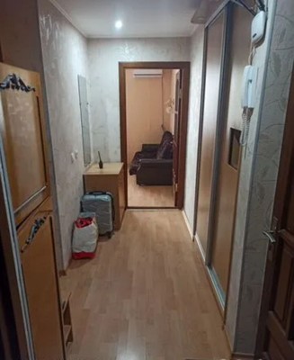 Продам двухкомнатную (2-комн.) квартиру, Строительная ул, 1, Феодосия г