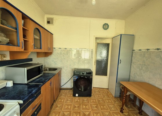 Продам двухкомнатную (2-комн.) квартиру, Героев Десантников ул, 49, Новороссийск г