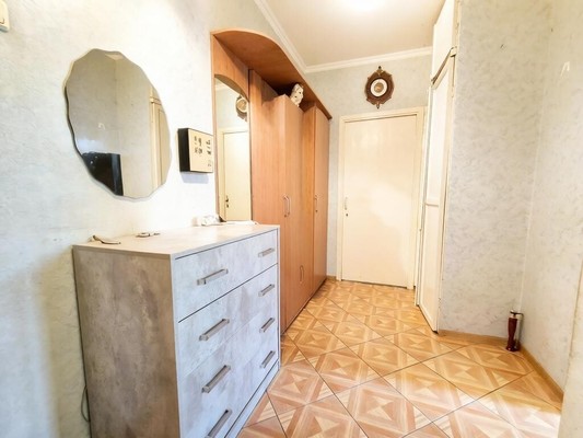 Продам двухкомнатную (2-комн.) квартиру, Героев Десантников ул, 49, Новороссийск г