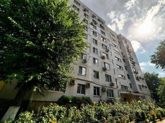 Продам двухкомнатную (2-комн.) квартиру, Героев Десантников ул, 49, Новороссийск г