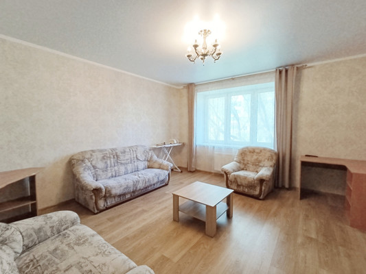 Сдам двухкомнатную (2-комн.) квартиру, Колхозная ул, 4ж, Калининград г