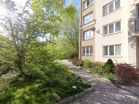 Сдам двухкомнатную (2-комн.) квартиру, Колхозная ул, 4ж, Калининград г