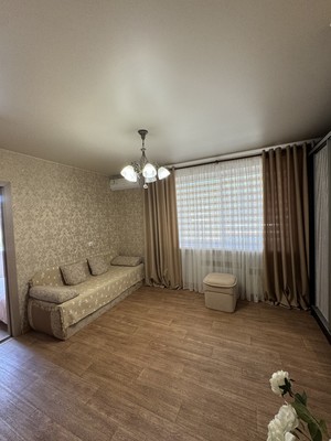Продам трехкомнатную (3-комн.) квартиру, Энергетиков ул, 1, Трудовое с