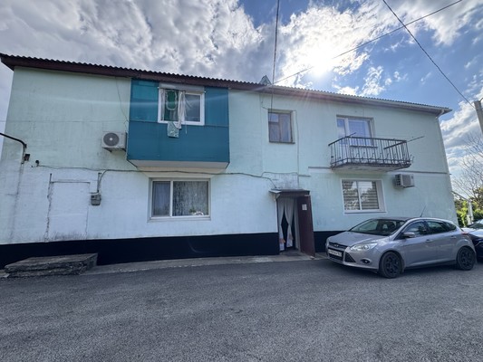 Продам трехкомнатную (3-комн.) квартиру, Энергетиков ул, 1, Трудовое с