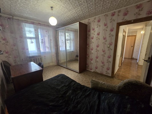 Продам двухкомнатную (2-комн.) квартиру, Советский пер, 35, Комсомольское пгт