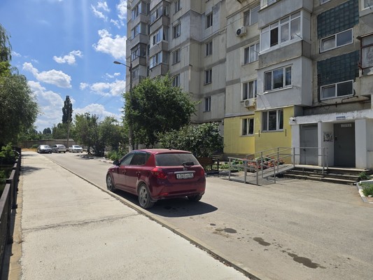 Продам двухкомнатную (2-комн.) квартиру, Советский пер, 35, Комсомольское пгт