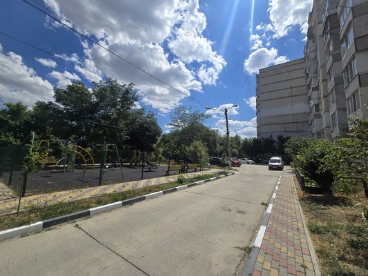 Продам двухкомнатную (2-комн.) квартиру, Советский пер, 35, Комсомольское пгт