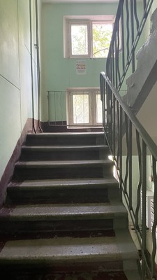 Продам двухкомнатную (2-комн.) квартиру, Таганрогская ул, 9, Москва г