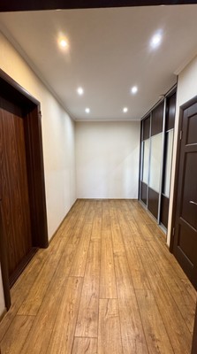 Продам трехкомнатную (3-комн.) квартиру, Москворечье ул, 4к6, Москва г