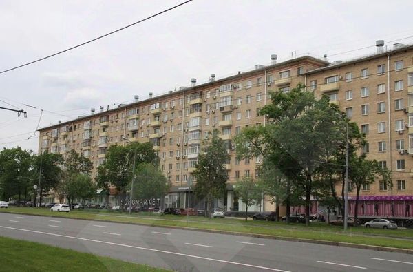 Продам коммерческое помещение 287 м2, Ленинский пр-кт, 82/2, Москва г