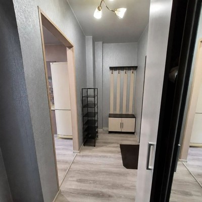 Продам однокомнатную (1-комн.) квартиру, Маршала Новикова ул, 11, Калининград г