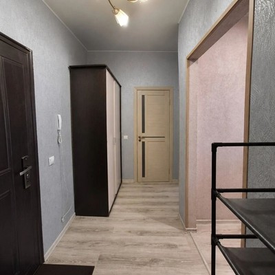 Продам однокомнатную (1-комн.) квартиру, Маршала Новикова ул, 11, Калининград г