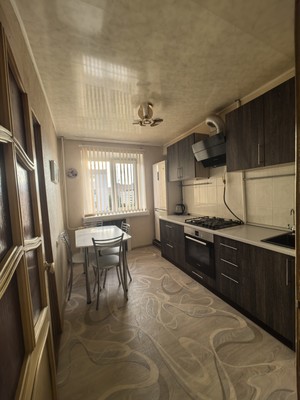 Продам трехкомнатную (3-комн.) квартиру, им А.Маркова мкр, 24, Дмитров г