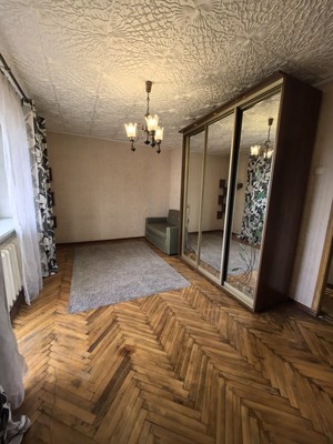 Продам трехкомнатную (3-комн.) квартиру, им А.Маркова мкр, 24, Дмитров г