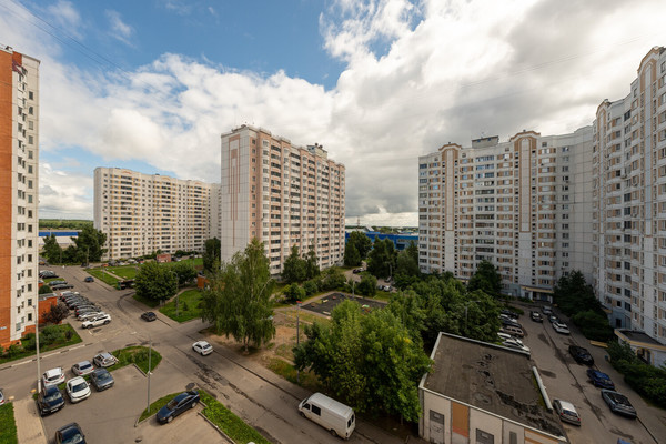 Продам однокомнатную (1-комн.) квартиру, Серпуховская ул, 15, Липицы с