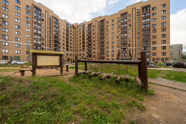 Продам однокомнатную (1-комн.) квартиру, Серпуховская ул, 15, Липицы с