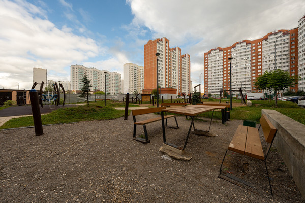Продам однокомнатную (1-комн.) квартиру, Серпуховская ул, 15, Липицы с