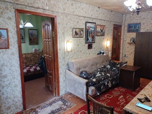 Продам двухкомнатную (2-комн.) квартиру, Железнодорожная ул, 26, Новогуровский рп
