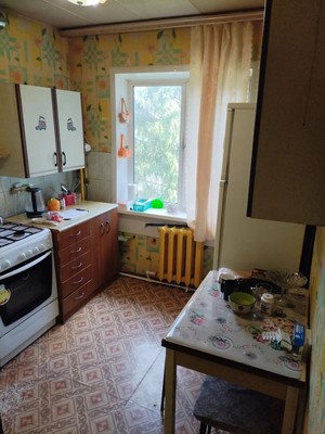 Продам двухкомнатную (2-комн.) квартиру, Железнодорожная ул, 26, Новогуровский рп