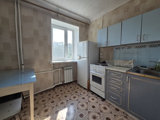 Продам двухкомнатную (2-комн.) квартиру, Дальняя ул, 3, Находка г