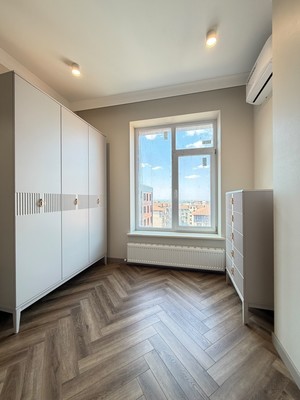Продам трехкомнатную (3-комн.) квартиру, Тарчокова ул, 33, Нальчик г