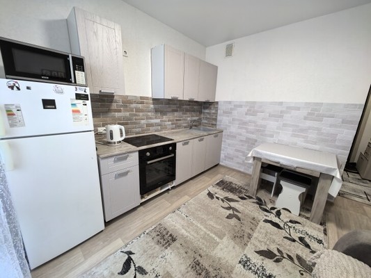 Продам однокомнатную (1-комн.) квартиру, Московский пр-кт, 209, Воронеж г