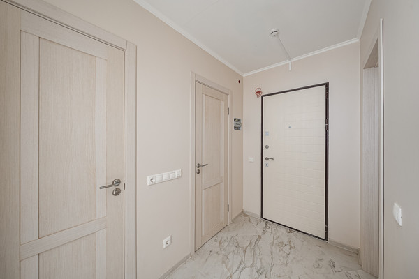 Продам однокомнатную (1-комн.) квартиру, Серпуховская ул, 15, Липицы с
