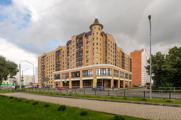 Продам однокомнатную (1-комн.) квартиру, Серпуховская ул, 15, Липицы с