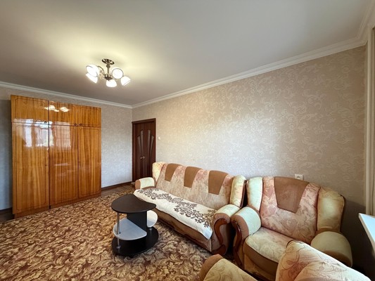 Продам двухкомнатную (2-комн.) квартиру, Мальбахова ул, 34б, Нальчик г