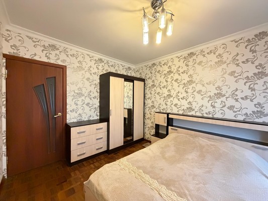 Продам двухкомнатную (2-комн.) квартиру, Мальбахова ул, 34б, Нальчик г
