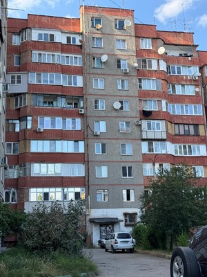 Продам двухкомнатную (2-комн.) квартиру, Мальбахова ул, 34б, Нальчик г