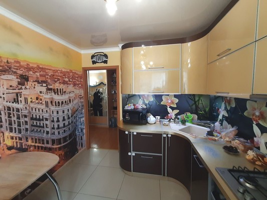 Продам трехкомнатную (3-комн.) квартиру, И.Г.Лексина ул, 54а, Симферополь г
