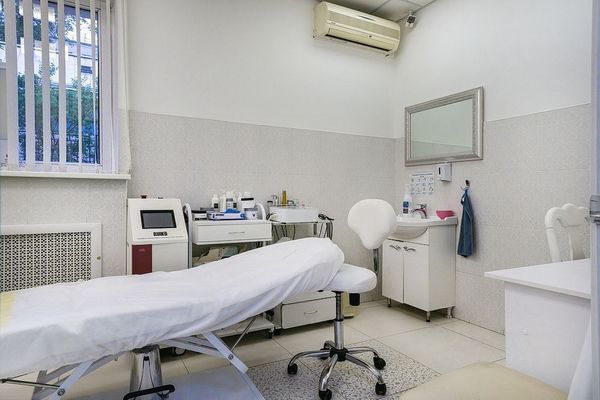 Сдам коммерческое помещение 706 м2, Новослободская ул, 62к11 стр 27, Москва г