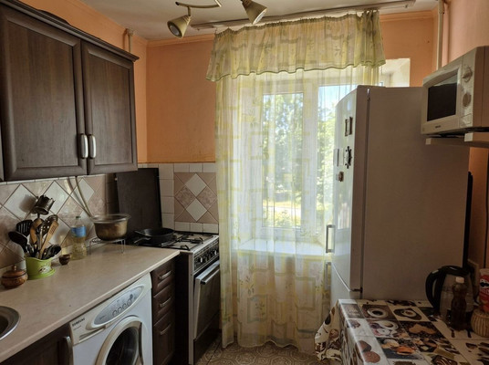 Продам однокомнатную (1-комн.) квартиру, Элеваторная ул, 8А, Симферополь г