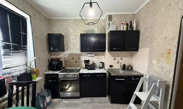 Продам однокомнатную (1-комн.) квартиру, Маршала Жукова ул, 37, Симферополь г